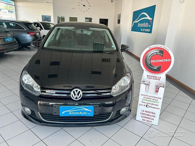 Usata VW Golf VI 105 CV (77 kW) 2010 Nero Utilitaria