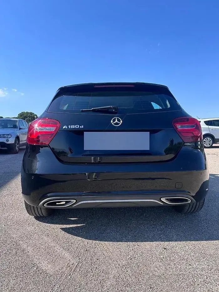 Usata Mercedes 180 109 CV (80 kW) 2017 Berlina