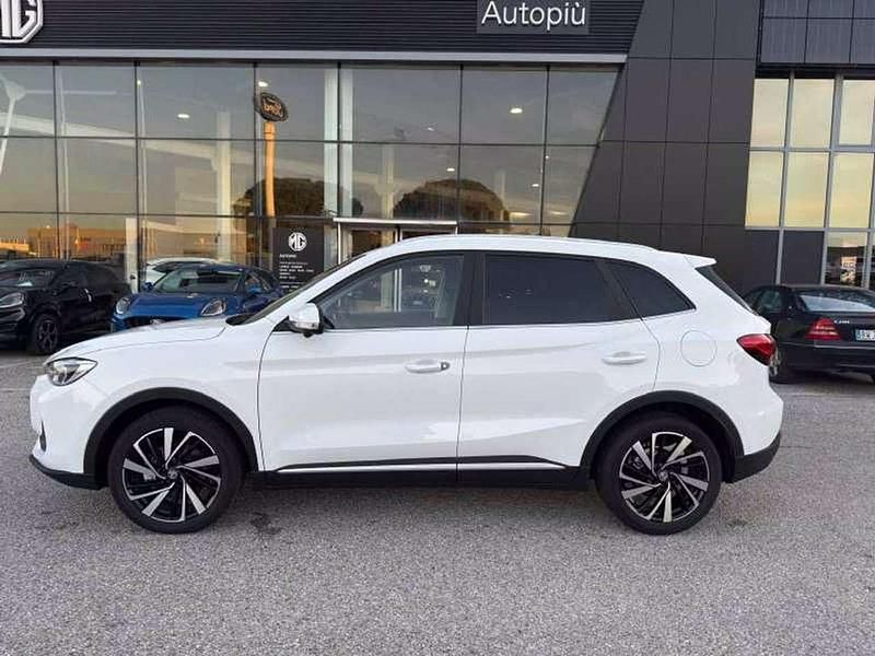 Nuova MG ZS Luxury 197 CV (144 kW) 2026 Dover white SUV