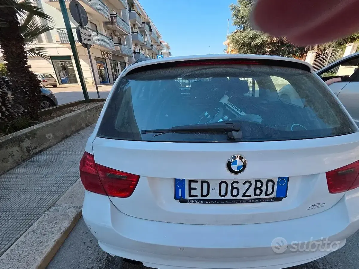 Usata BMW 318 143 CV (105 kW) 2010 Station wagon