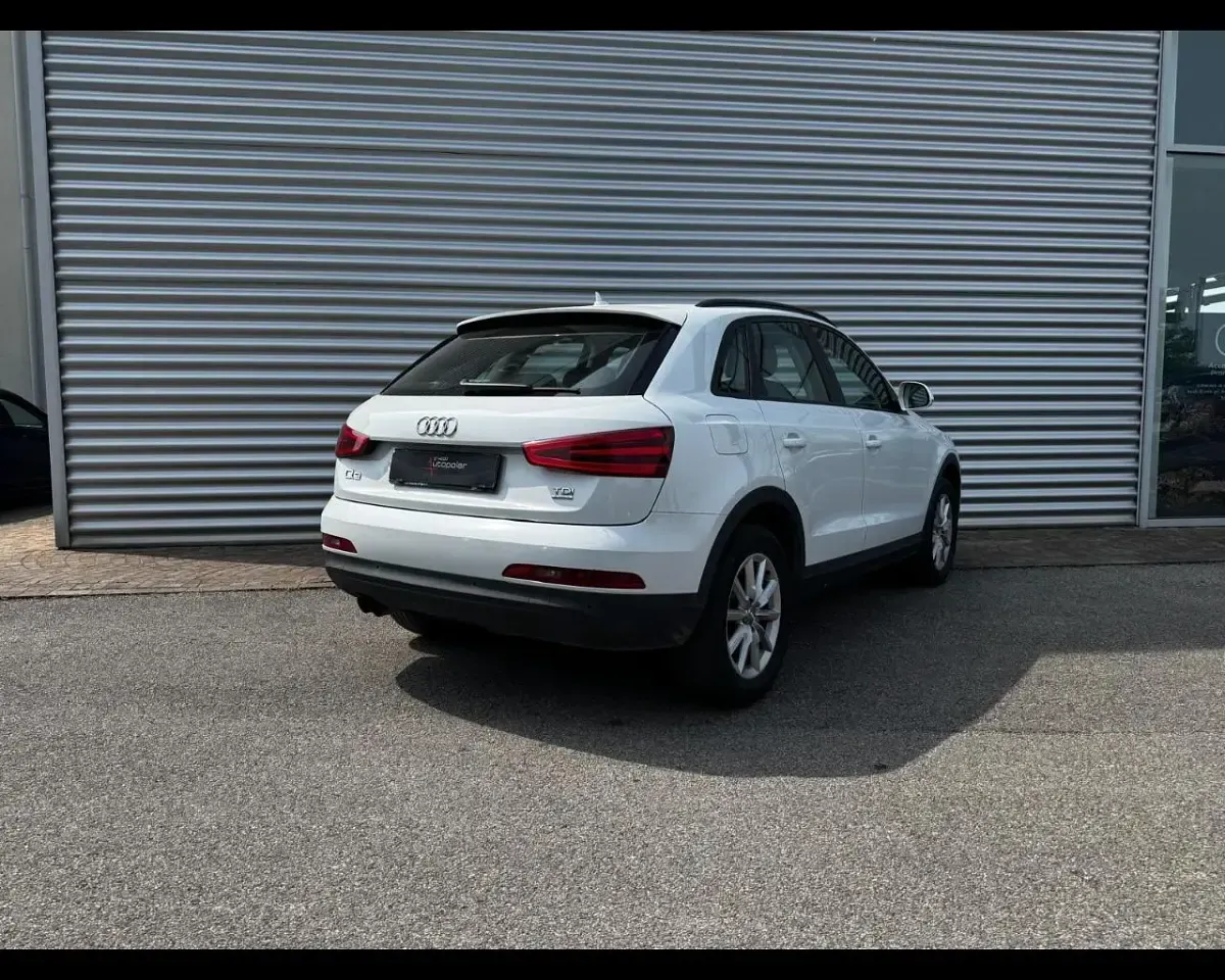 Usata Audi Q3 Business 140 CV (102 kW) 2014 Bianco SUV