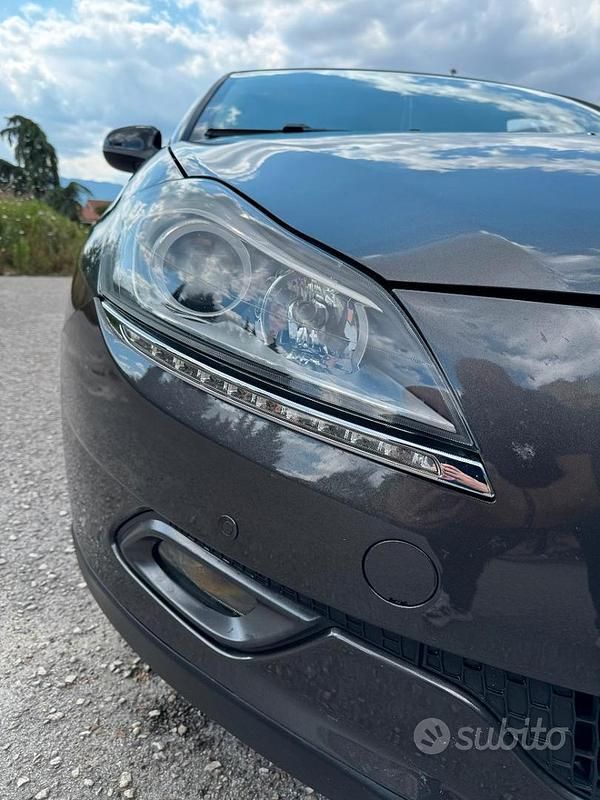 Usata Lancia Delta 150 CV (110 kW) 2010 Grigio Utilitaria