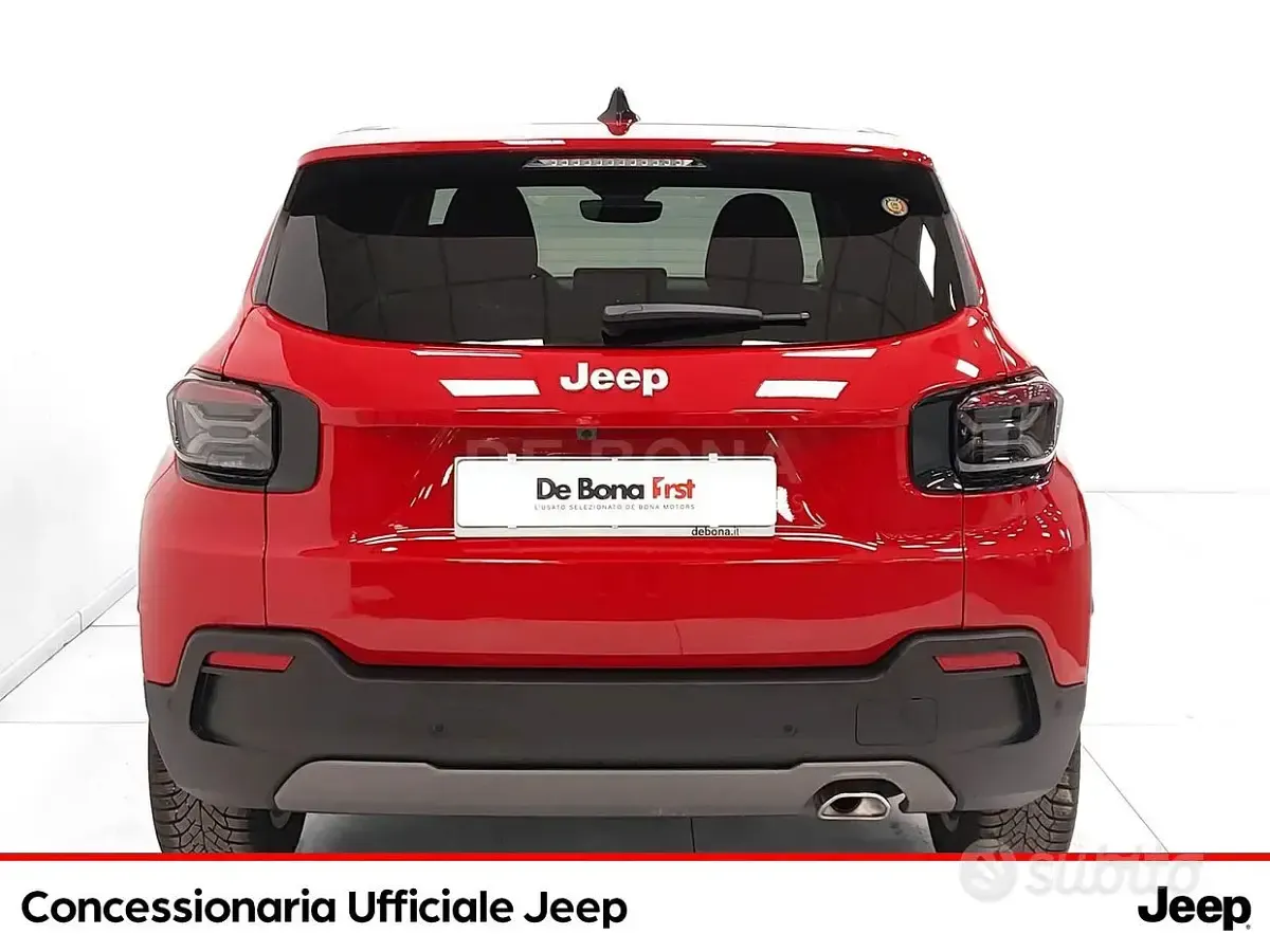 Usata Jeep Avenger Longitude 101 CV (74 kW) 2024 Rosso SUV