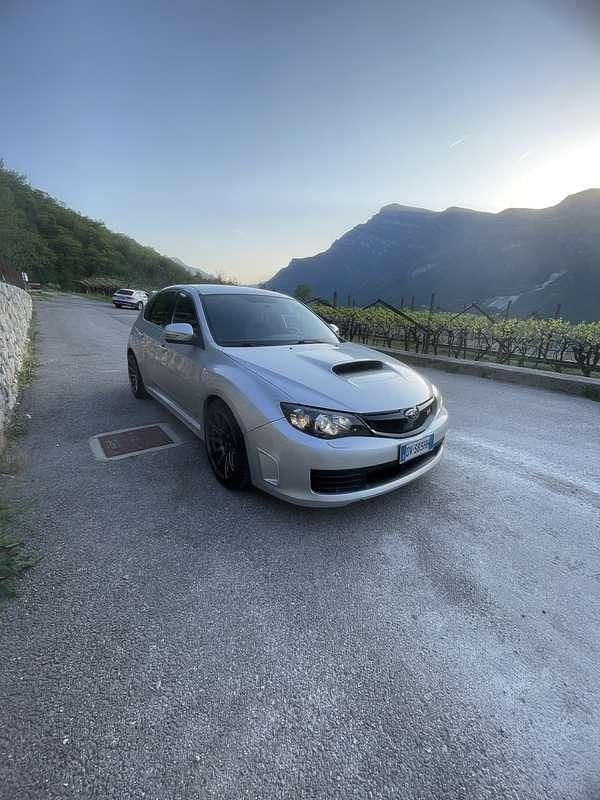 Usata Subaru Impreza 300 CV (220 kW) 2009 Berlina