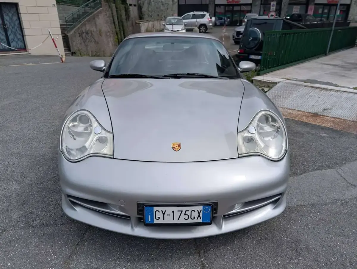 Usata Porsche 996 381 CV (280 kW) 2004 Argento met Coupé