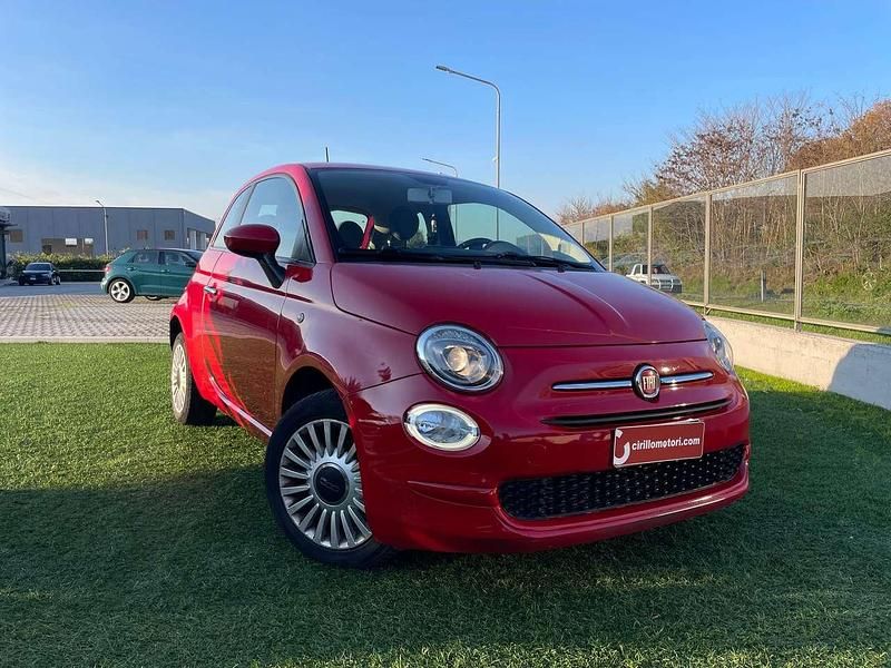Rosso Usata 2017 Fiat 500 Lounge Due volumi | 8000 € (Buon prezzo) - Immagine 1/4