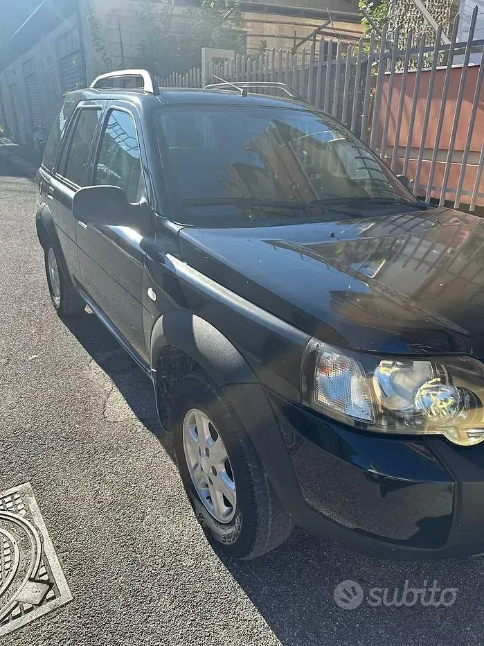 Usata Land Rover Freelander 111 CV (81 kW) 2005 Nero SUV