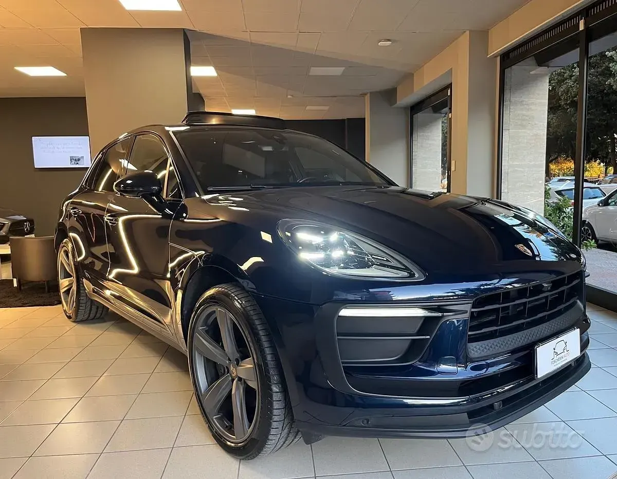 Usata Porsche Macan 265 CV (194 kW) 2023 Blu SUV
