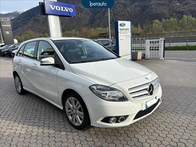 Usata Mercedes B180 Executive 109 CV (80 kW) 2014 Bianco Monovolume