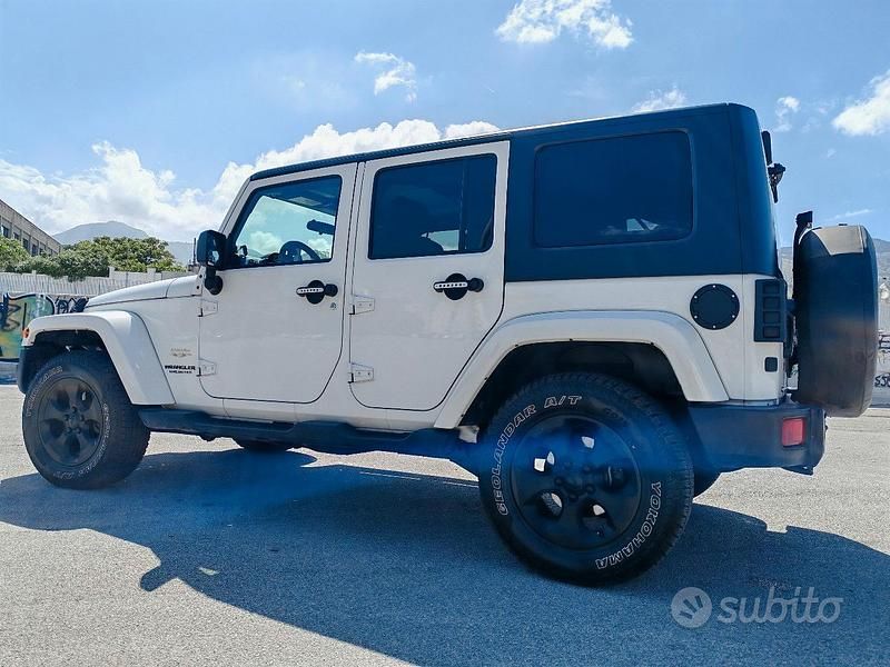 Usata Jeep Wrangler Sahara 177 CV (130 kW) 2010 SUV