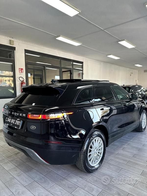 Używany Land Rover Range Rover Velar HSE 180 KM (132 kW) 2018 Czarny SUV