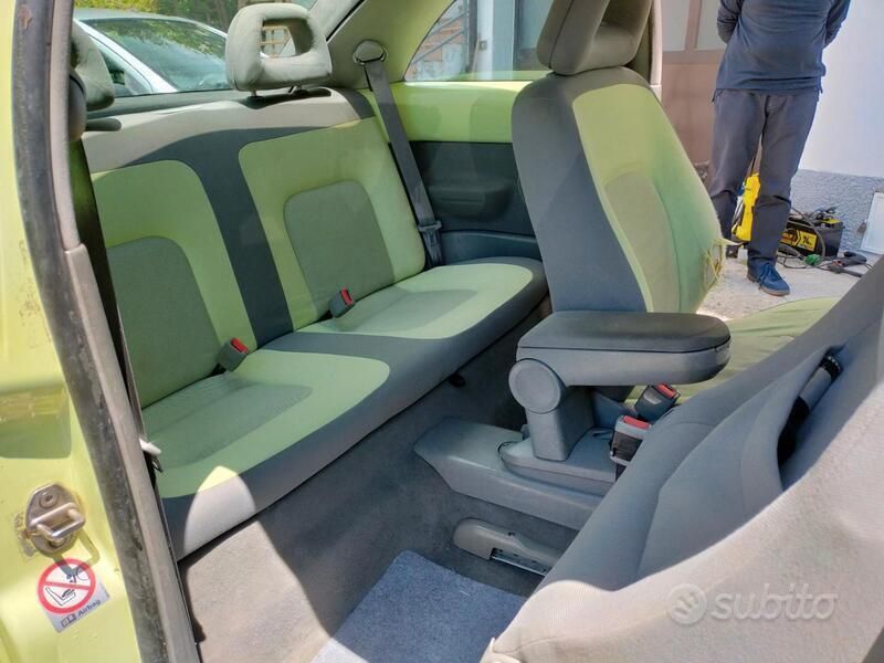 Usata VW New Beetle 90 CV (66 kW) 1999 Utilitaria