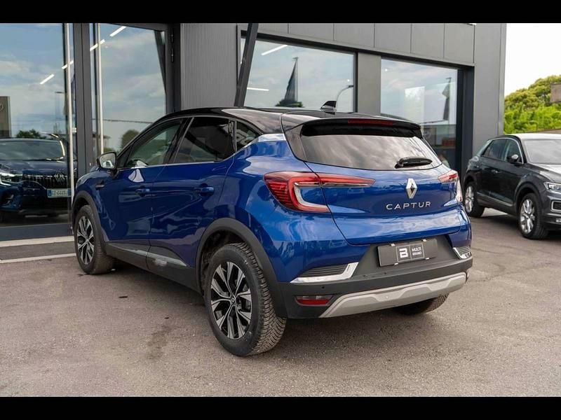 Usata Renault Captur Techno 91 CV (66 kW) 2024 Blu SUV