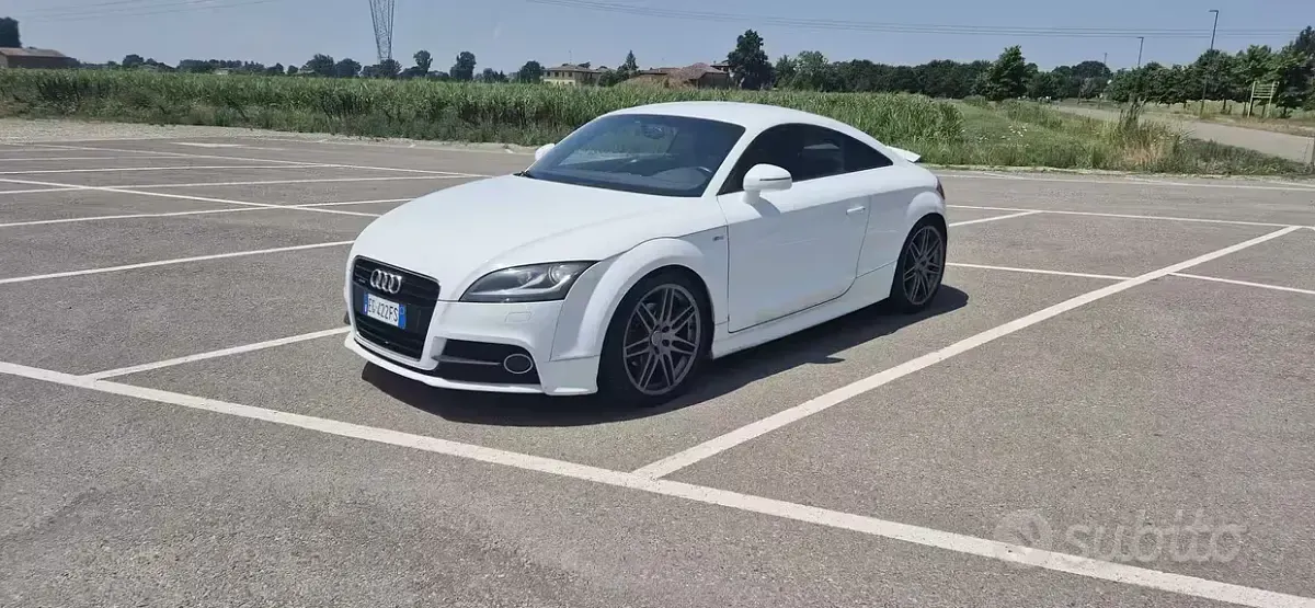 Usata Audi TT Advanced Plus 211 CV (155 kW) 2011 Bianco Coupé