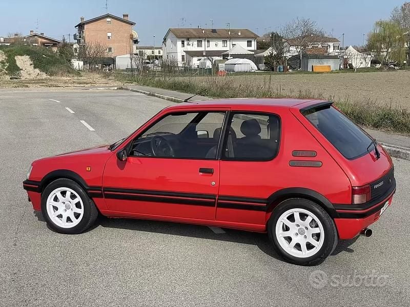 Usata Peugeot 205 GTi 130 CV (95 kW) 1991 Rosso Berlina