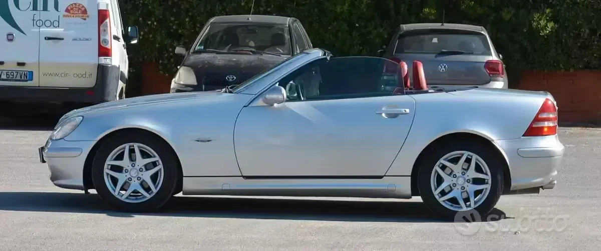 Usata Mercedes SLK200 163 CV (119 kW) 2004 Grigio Cabrio