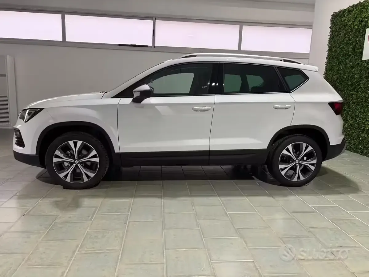 Nieuw Seat Ateca Black Edition 150 PK (110 kW) 2026 Wit SUV