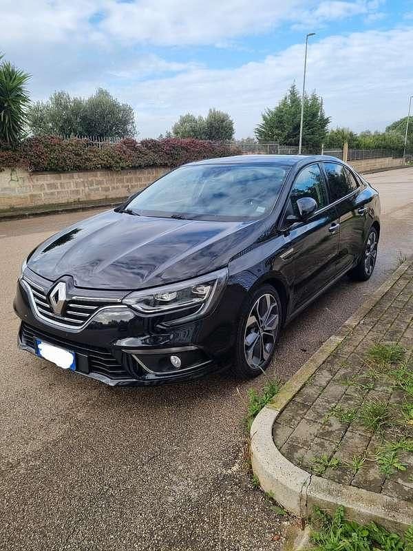 Usata Renault Mégane IV Intens 110 CV (80 kW) 2017 Nero Coupé