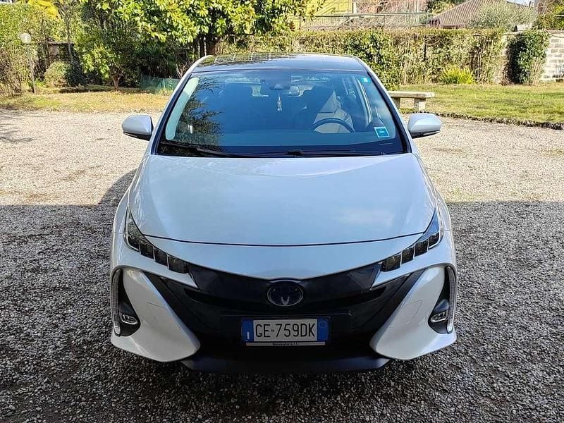 Usata Toyota Prius 98 CV (72 kW) 2021 Bianco Utilitaria