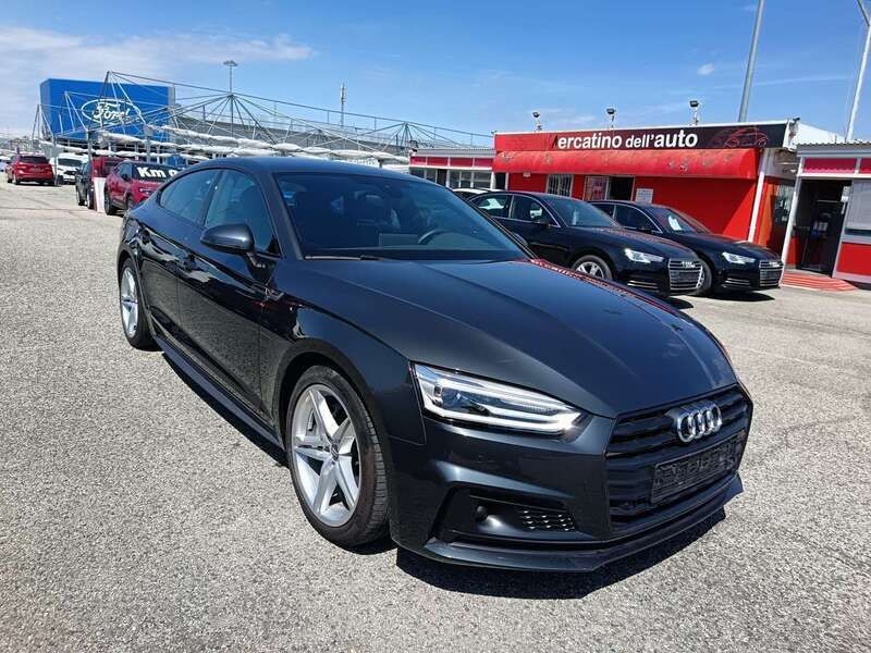 Usata Audi A5 Sportback S-Line 190 CV (139 kW) 2019 Grigio Utilitaria