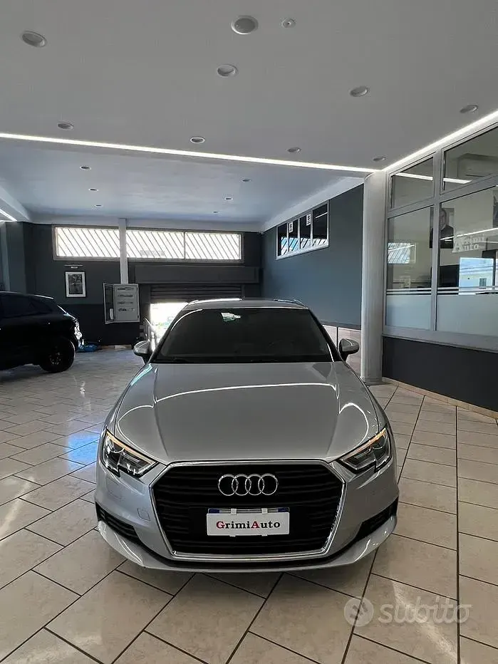 Usata Audi A3 Sport 150 CV (110 kW) 2020 Grigio Berlina