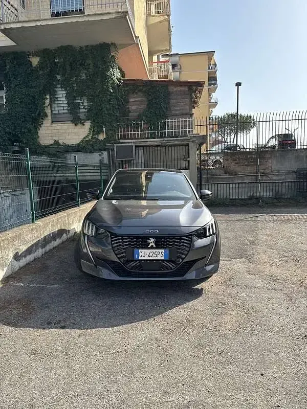 Usata Peugeot 208 GT 101 CV (74 kW) 2022 Utilitaria