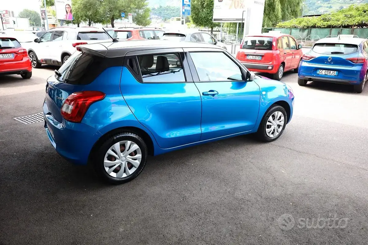 Second-hand Suzuki Swift Cool 90 CP (66 kW) 2018 Albastru Hatchback