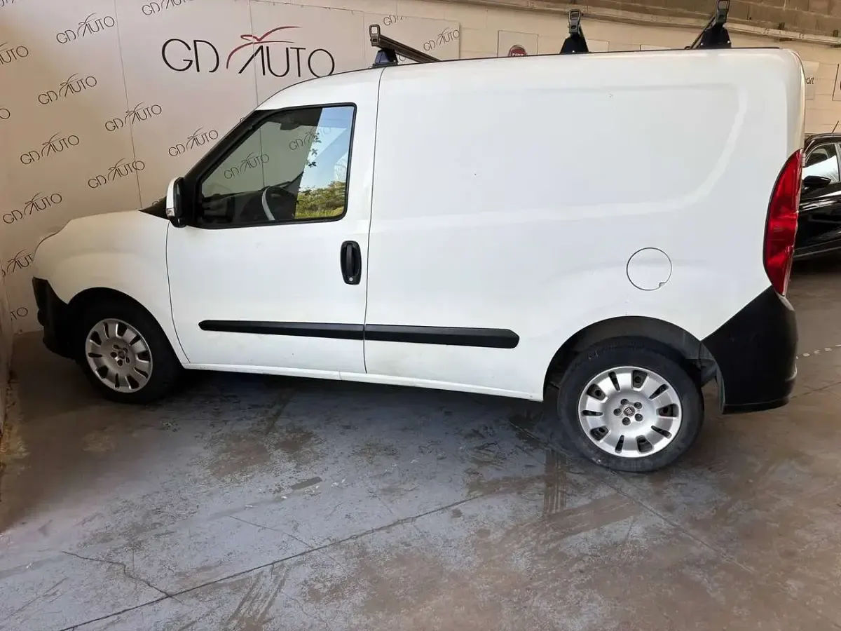 Usata Fiat Doblò 120 CV (88 kW) 2014 Bianco Monovolume