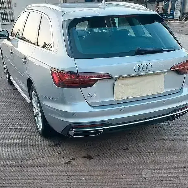 Usata Audi A4 204 CV (150 kW) 2020 Grigio Station wagon