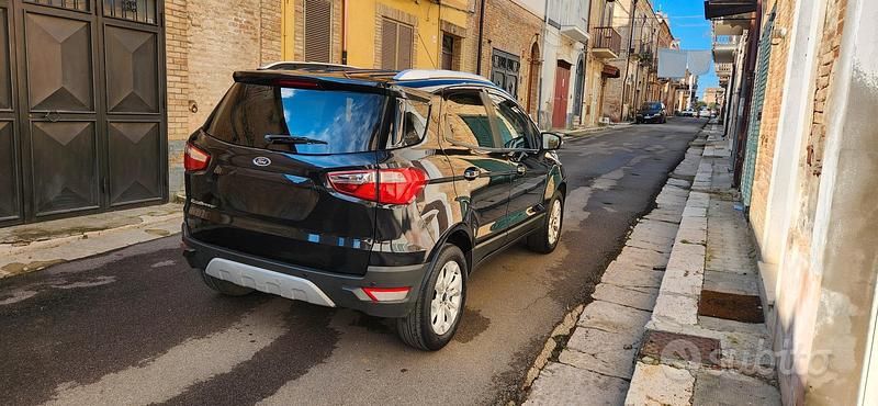Usata Ford Ecosport Titanium 95 CV (69 kW) 2017 Nero SUV