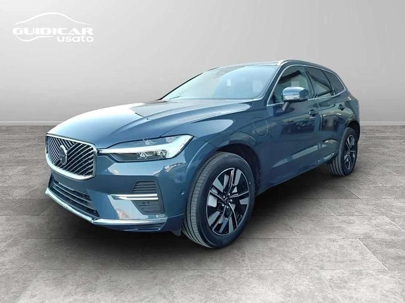 Nuova Volvo XC60 Plus 349 CV (256 kW) 2026 Denim blue SUV