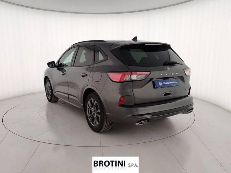 Usata Ford Kuga ST-Line X 190 CV (139 kW) 2023 Grigio metallizzato SUV