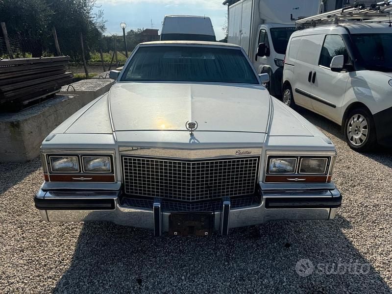 Usata Cadillac Seville 157 CV (115 kW) 1988 Bianco Berlina