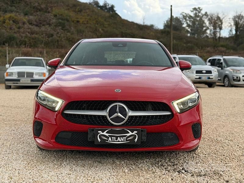 Usata Mercedes A200 Executive 163 CV (119 kW) 2019 Rosso Berlina