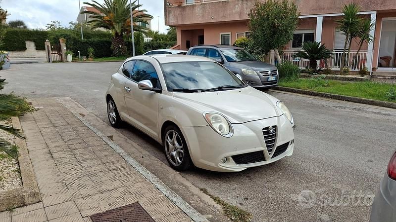 Usata Alfa Romeo MiTo 120 CV (88 kW) 2013 Bianco Utilitaria