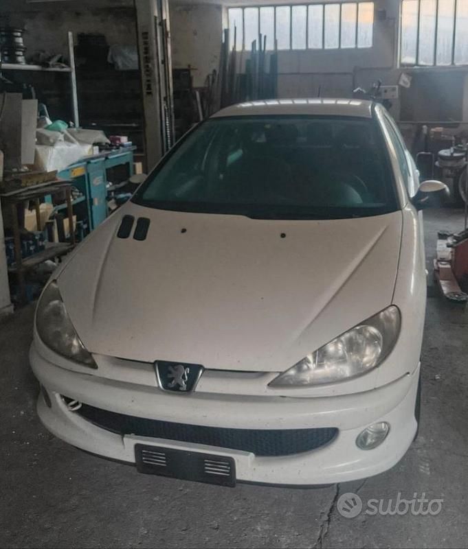 Usata Peugeot 206 75 CV (55 kW) 2006 Bianco Berlina