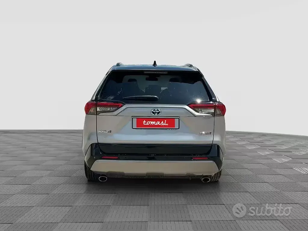 Usata Toyota RAV4 Hybrid Style 178 CV (130 kW) 2024 Grigio SUV