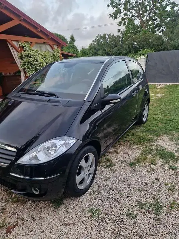 Usata Mercedes A180 Classic 109 CV (80 kW) 2005 Coupé