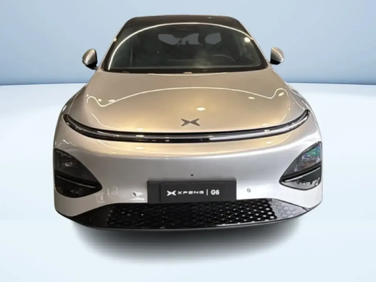Usata XPENG G6 AWD Performance 358 kW (488 CV) 2026 Argento metallizzato SUV