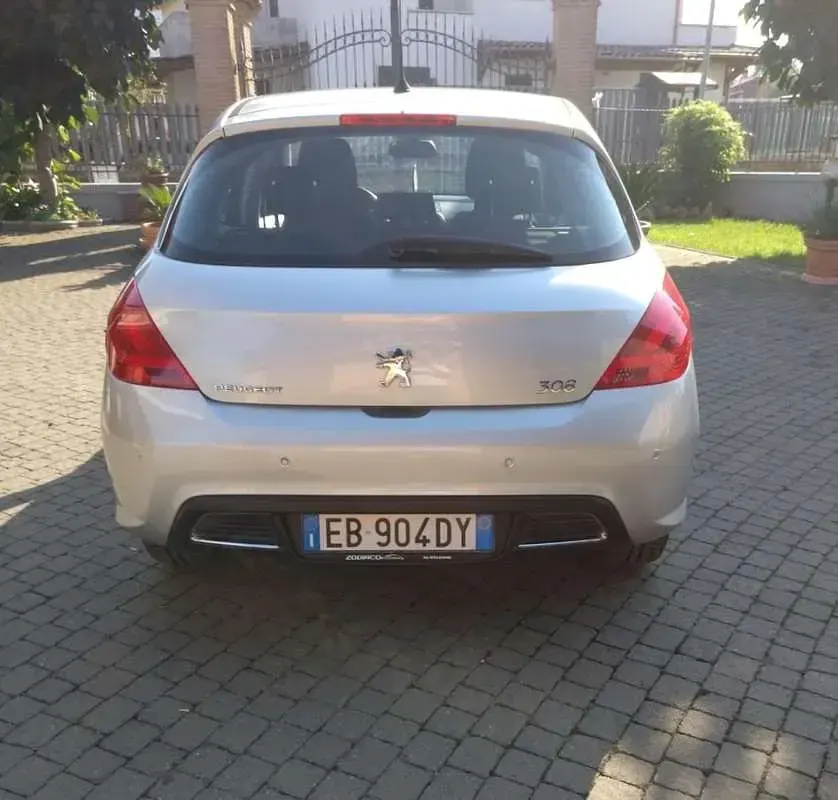 Occasion Peugeot 308 109 ch (80 kW) 2010 Berline