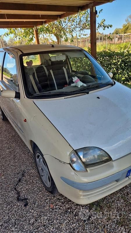 Usata Fiat 600 54 CV (39 kW) 2006 Giallo Utilitaria