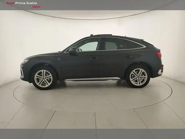 Usata Audi Q5 Sportback S-Line 299 CV (219 kW) 2022 Nero mythos metallizzato SUV