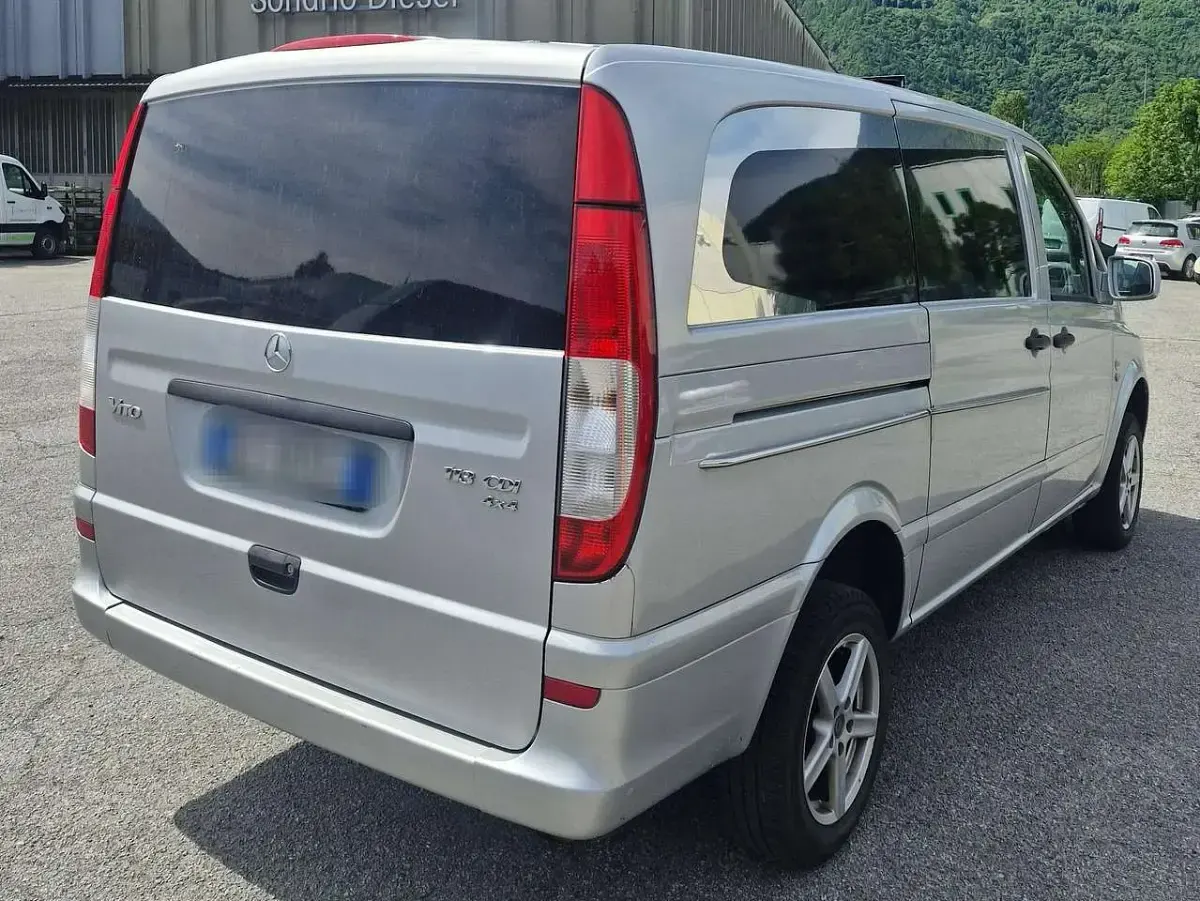 Usata Mercedes Vito 136 CV (100 kW) 2013 Argento Furgone