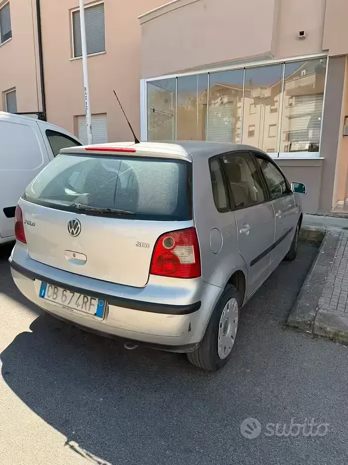 Occasion VW Polo 64 ch (47 kW) 2003 Gris Citadine