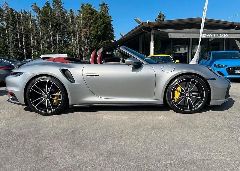 Usata Porsche 911 Turbo S Cabriolet 650 CV (478 kW) 2022 Grigio Cabrio