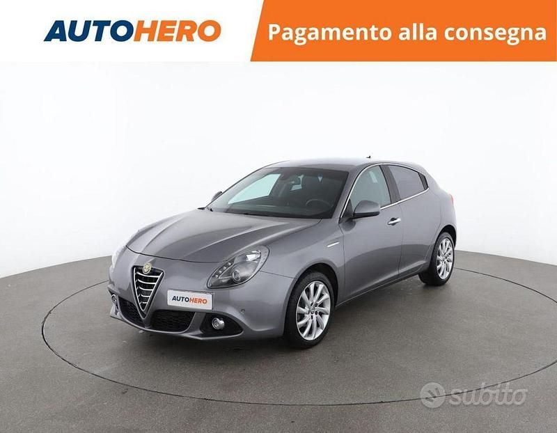 Grigio Usata 2016 Alfa Romeo Giulietta Tre volumi | 9899 € (Buon prezzo) - Immagine 1/2