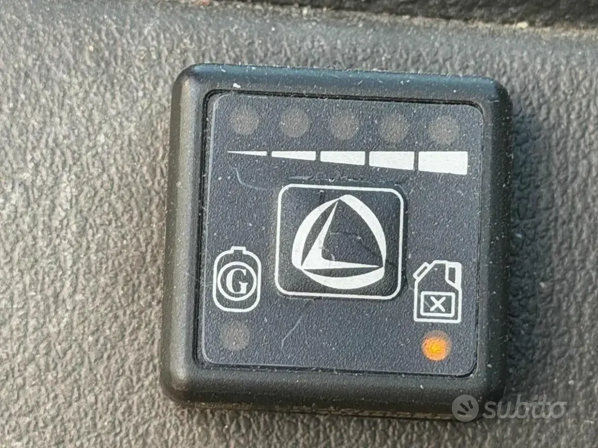 Usata Fiat Punto Dynamic 60 CV (44 kW) 2007 Grigio Utilitaria