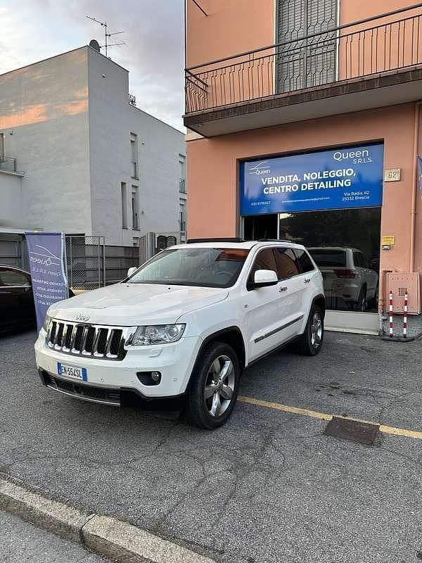 Usata Jeep Grand Cherokee Overland 241 CV (177 kW) 2012 Bianco SUV