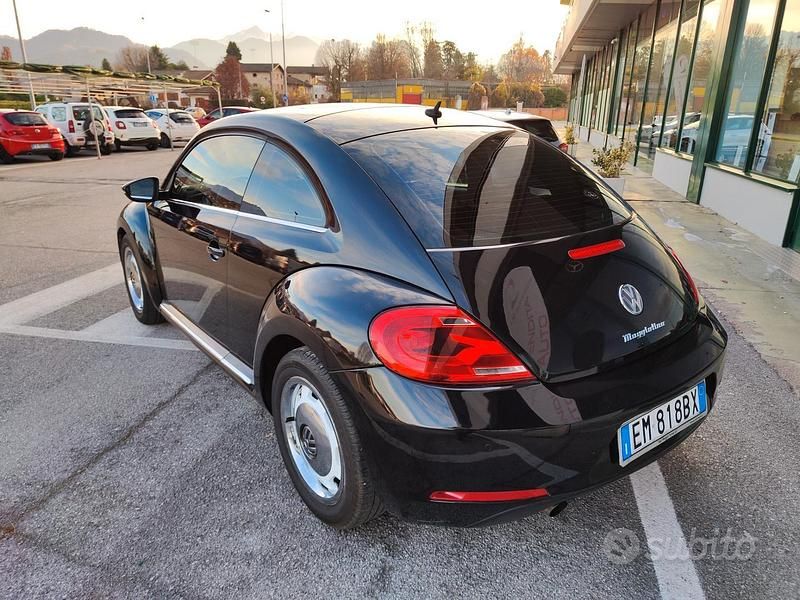 Usata VW Beetle Design 105 CV (77 kW) 2012 Nero Utilitaria