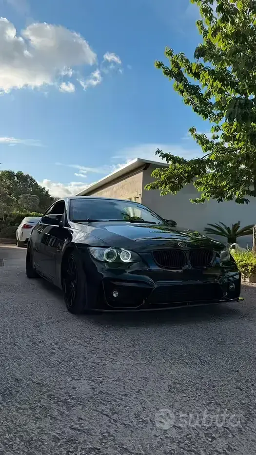 Usata BMW 330 245 CV (180 kW) 2010 Nero